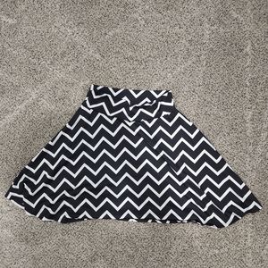 Zigzag skater skirt